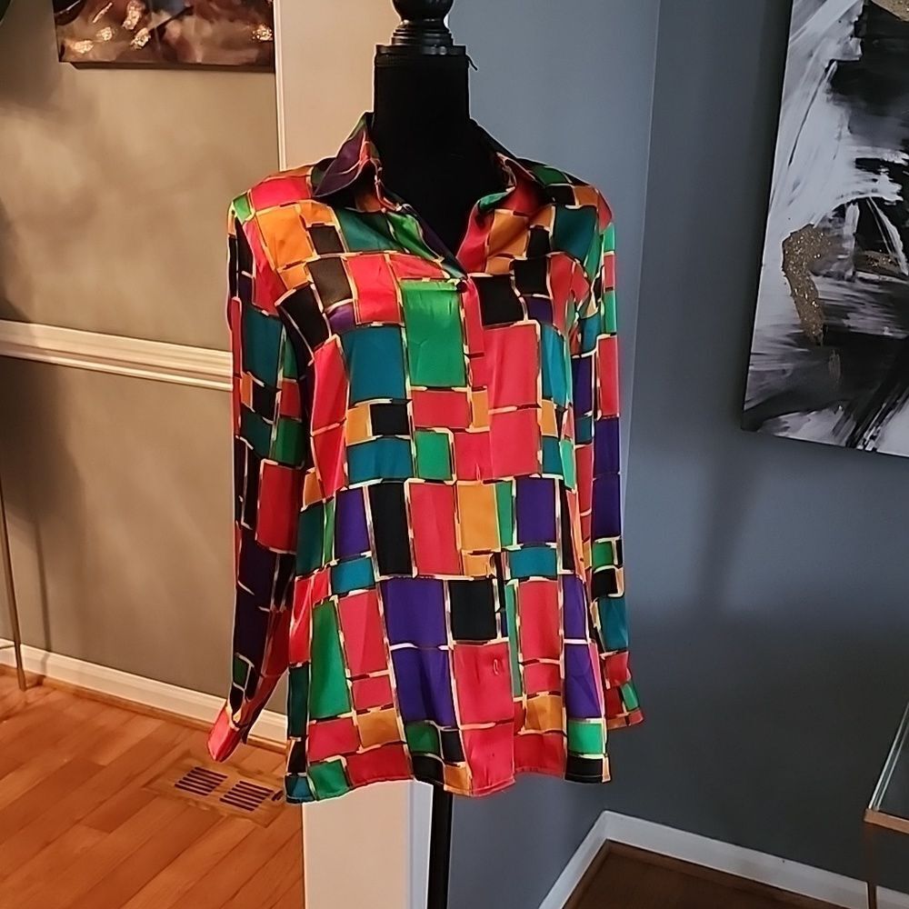 Notations Multi-Color Geometric Button-Up Blouse - Picture 2 of 3